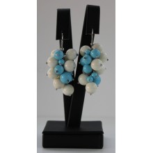 Orecchini in pietre osso e turchese Orecchini in pietre osso e turchese